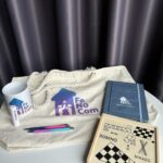 Gift box from FeNoCom